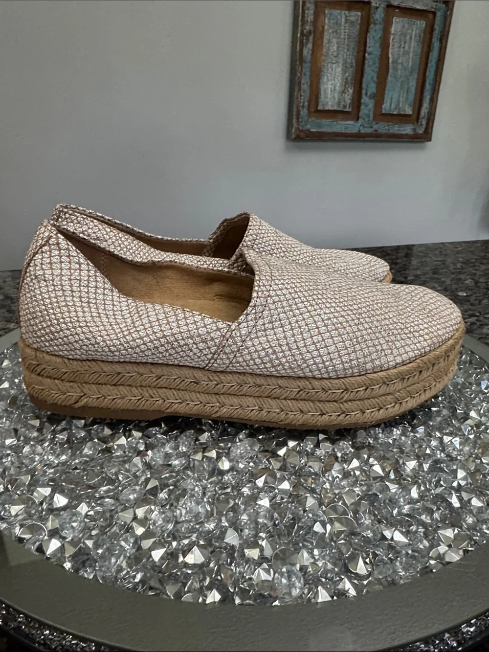 Naturalizer Women's metallic Light Beige Espadrille Platform Slip-Ons EUC 8.5 W